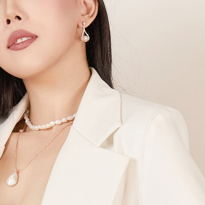 Top Grade Freshwater Pearl Earrings WE00729 - PEARLY LUSTRE