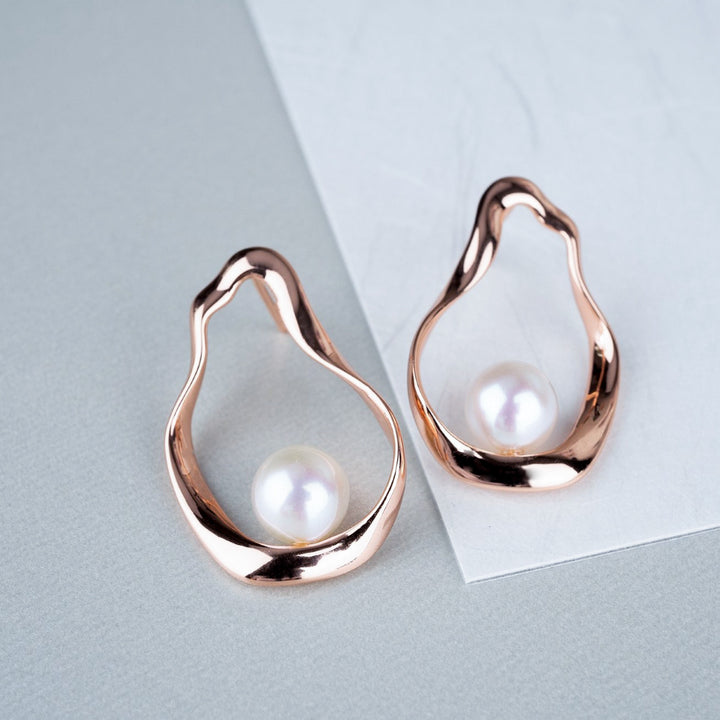 New Yorker Freshwater Pearl Earrings WE00150 - PEARLY LUSTRE