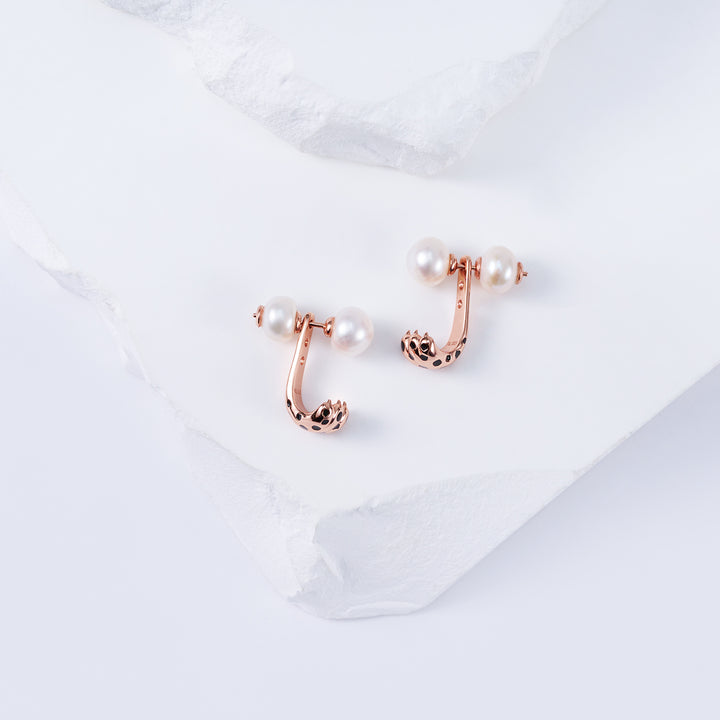 Top Lustre Freshwater Pearl Earrings WE00815 | SAFARI - PEARLY LUSTRE