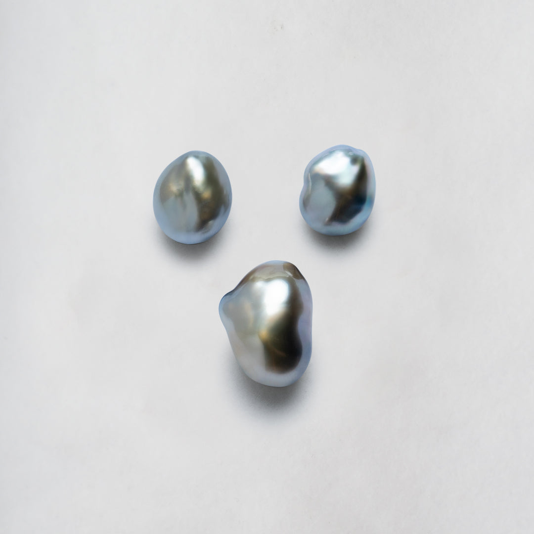 18K Diamond Tahitian Keshi Pearl Earrings KE00117 - PEARLY LUSTRE