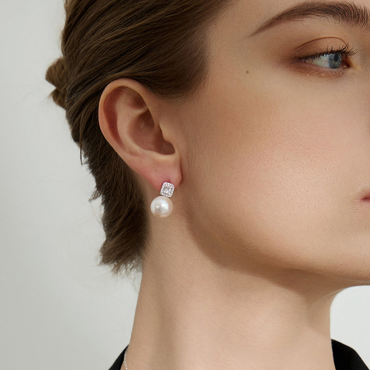 18K Solid Gold Hanadama Akoya Pearl Earrings KE00223 - PEARLY LUSTRE
