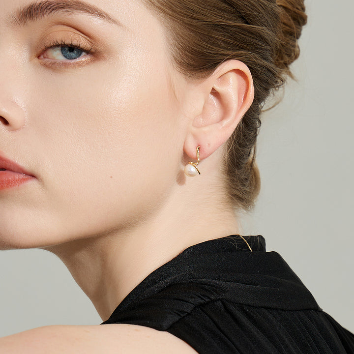 18K Solid Gold Freshwater Pearl Earrings KE00183 - PEARLY LUSTRE