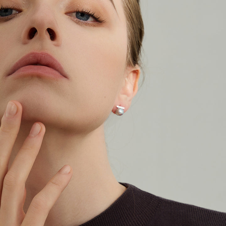 18K Gold Top Grade Silver Akoya Pearl Earrings KE00195 - PEARLY LUSTRE
