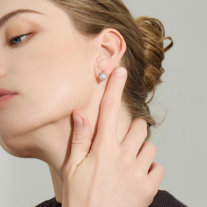 18K Gold Top Grade Silver Akoya Pearl Earrings KE00195 - PEARLY LUSTRE