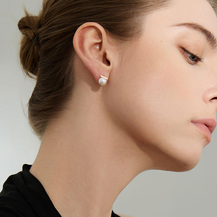 18K Gold Top Grade Silver Akoya Pearl Earrings KE00195 - PEARLY LUSTRE