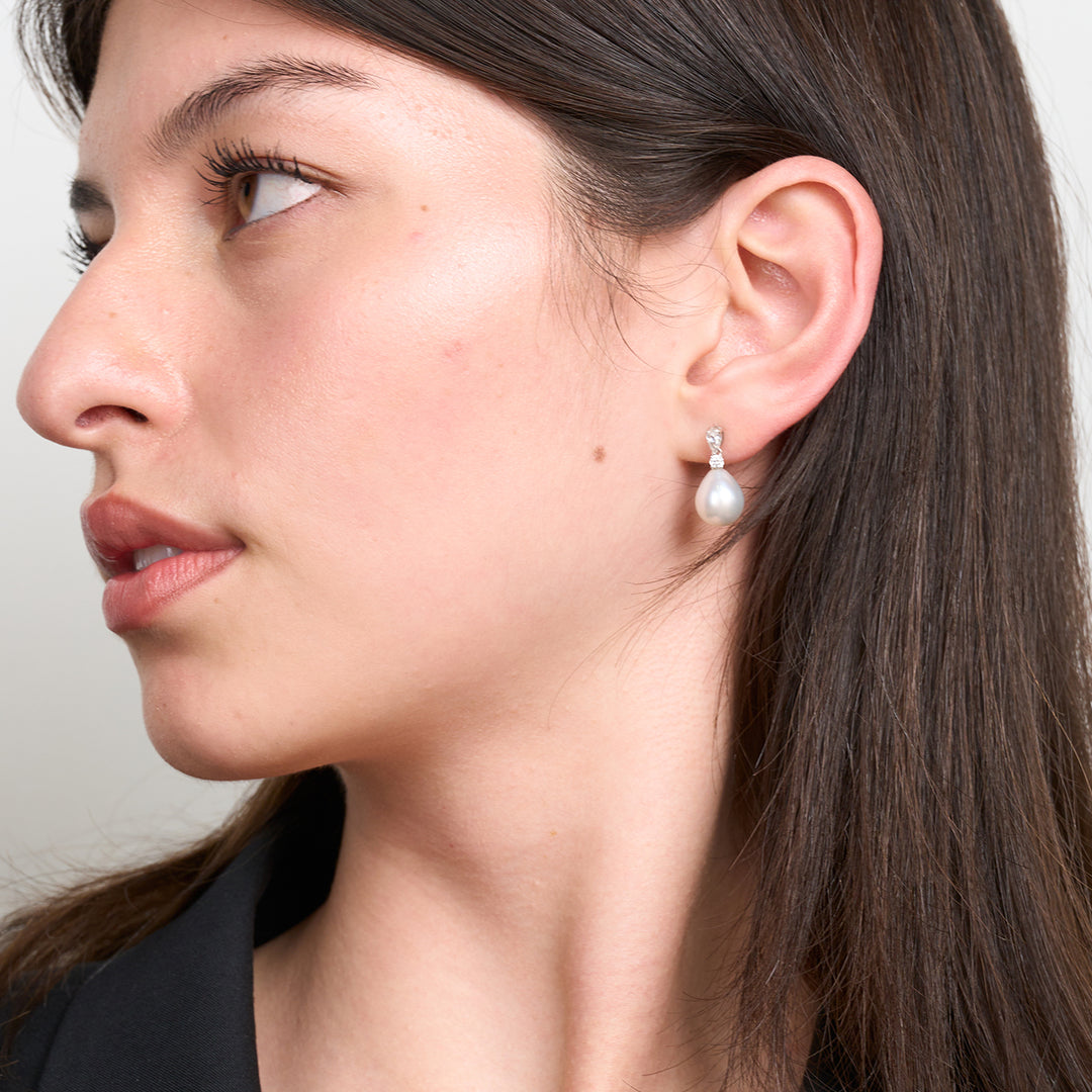 18k Solid Gold Australian White Pearl Earring KE00201 - PEARLY LUSTRE