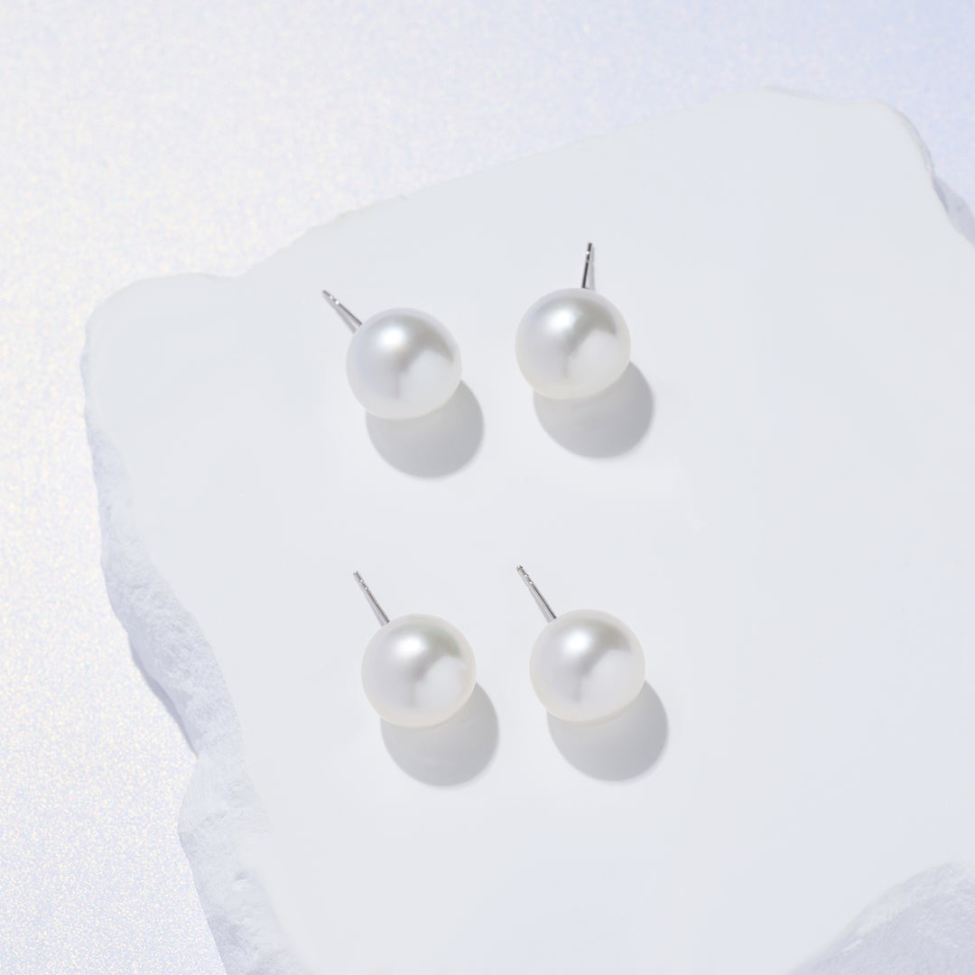 18K Gold Top Grade Akoya HANADAMA Pearl Stud Earrings  KE00212 - PEARLY LUSTRE