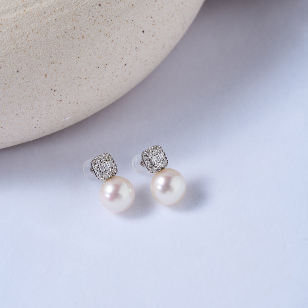 18K Solid Gold Hanadama Akoya Pearl Earrings KE00223 - PEARLY LUSTRE