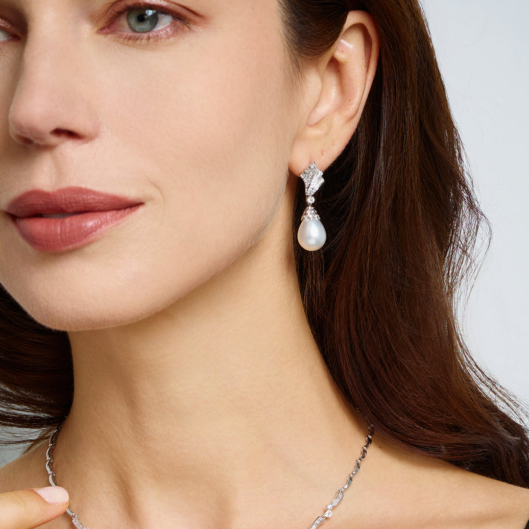 18k Solid Gold Australian White Pearl Earring KE00228 - PEARLY LUSTRE