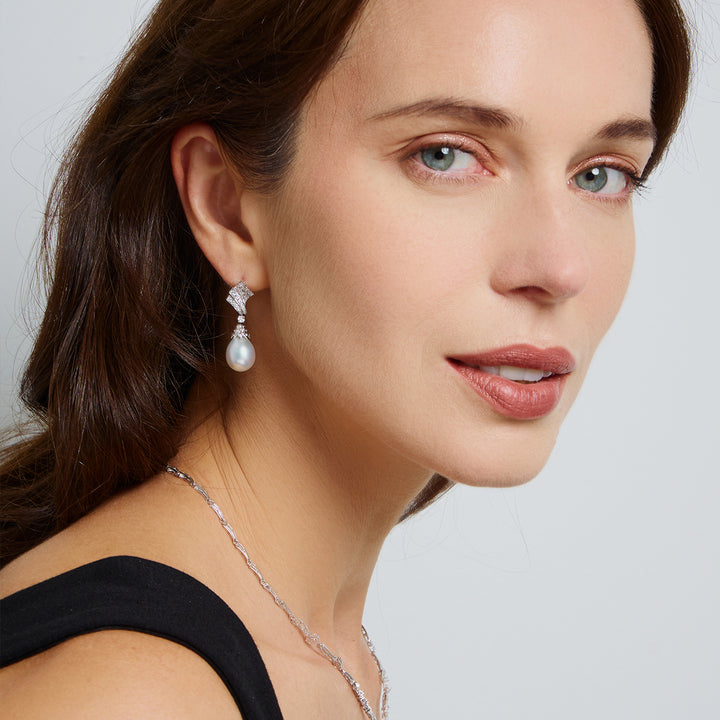 18k Solid Gold Australian White Pearl Earring KE00228 - PEARLY LUSTRE