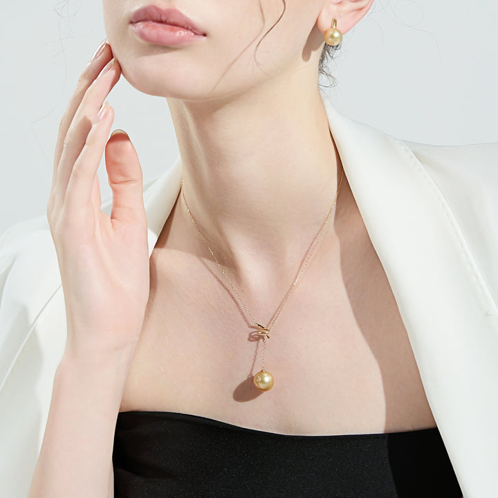 18k Gold Diamond South Sea Golden Pearl Necklace KN00121 - PEARLY LUSTRE