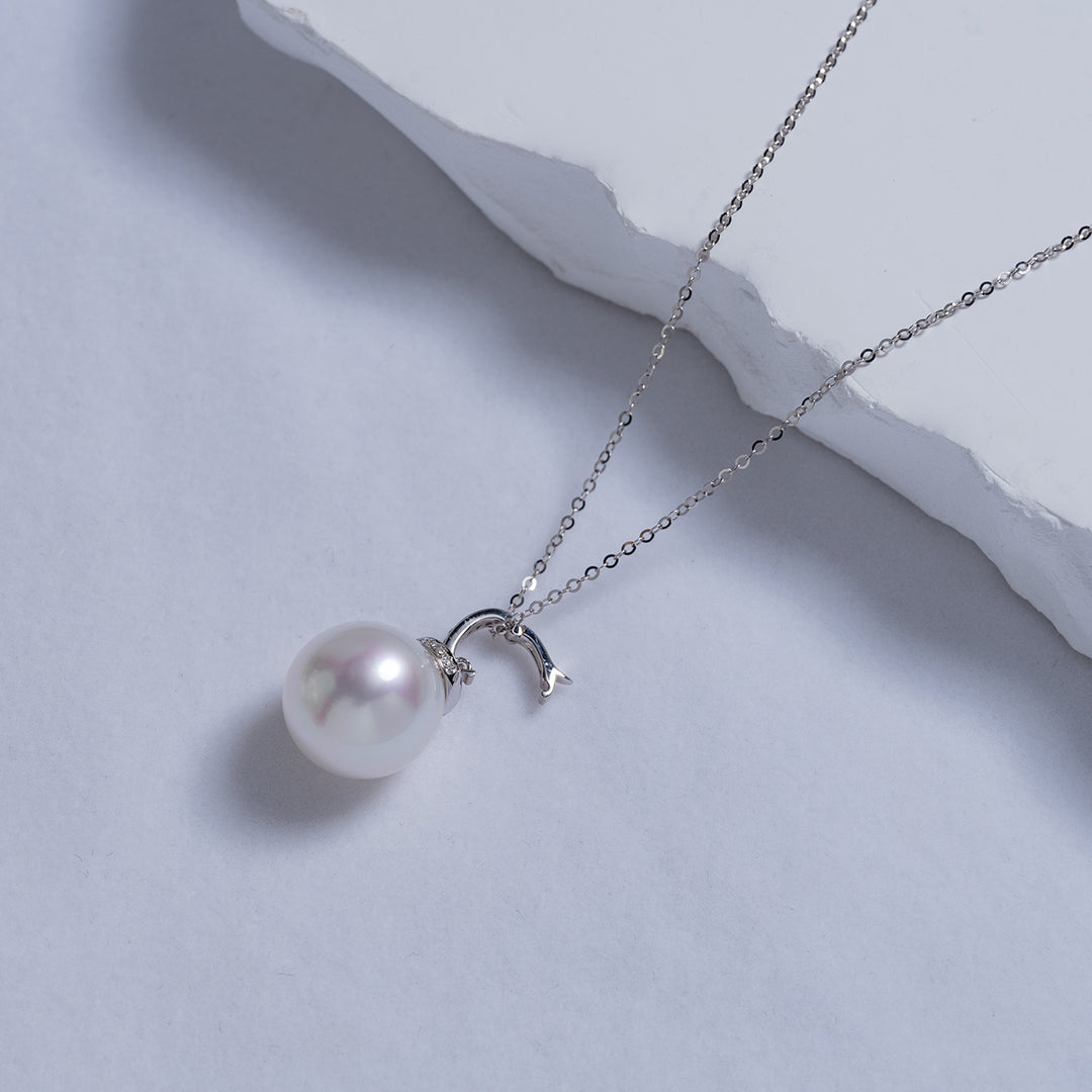 18K Solid Gold Diamond Saltwater Pearl Necklace KN00140 - PEARLY LUSTRE