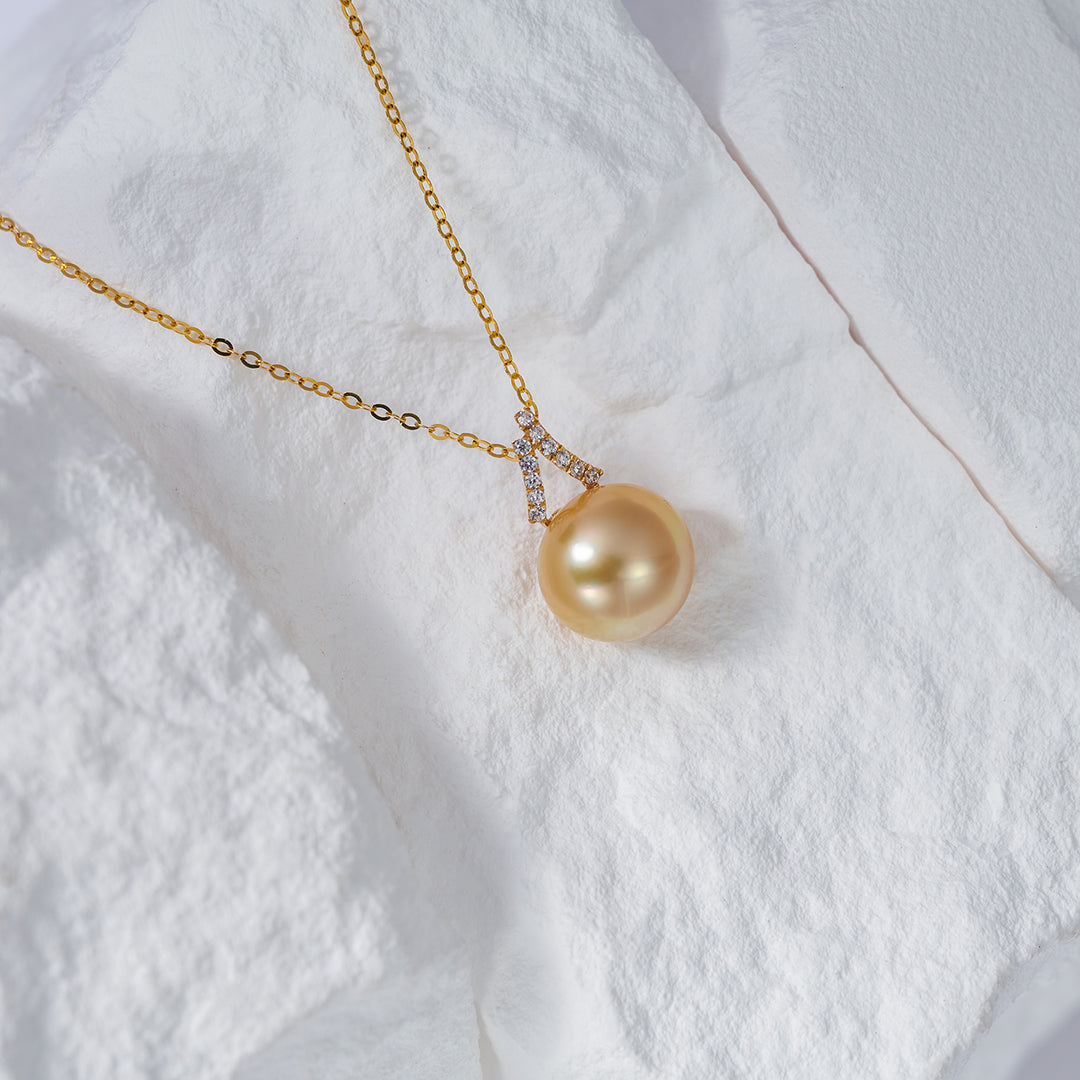 18K Solid Gold South Sea Golden Pearl Necklace KN00193 - PEARLY LUSTRE