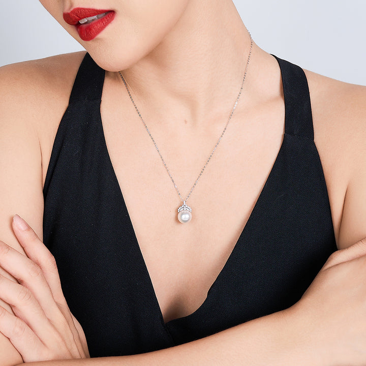 18K Solid Gold Diamond Australian White Saltwater Pearl Necklace KN00217 - PEARLY LUSTRE