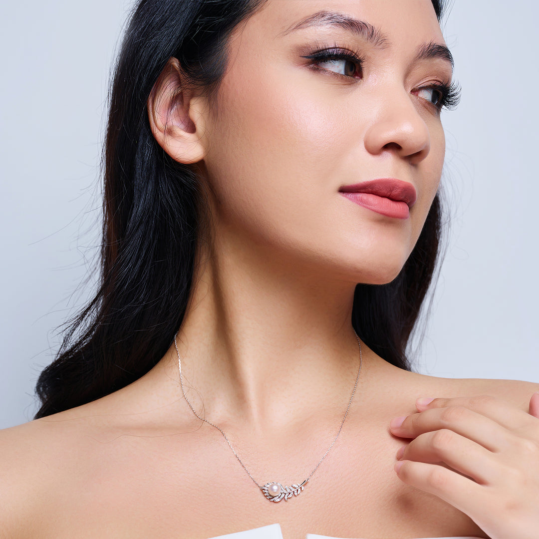 18k Solid Gold Akoya Pearl Necklace KN00257 | FEATHER - PEARLY LUSTRE