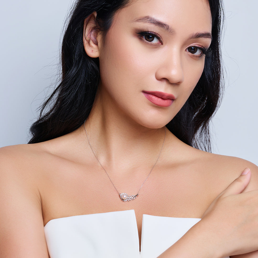 18k Solid Gold Akoya Pearl Necklace KN00257 | FEATHER - PEARLY LUSTRE