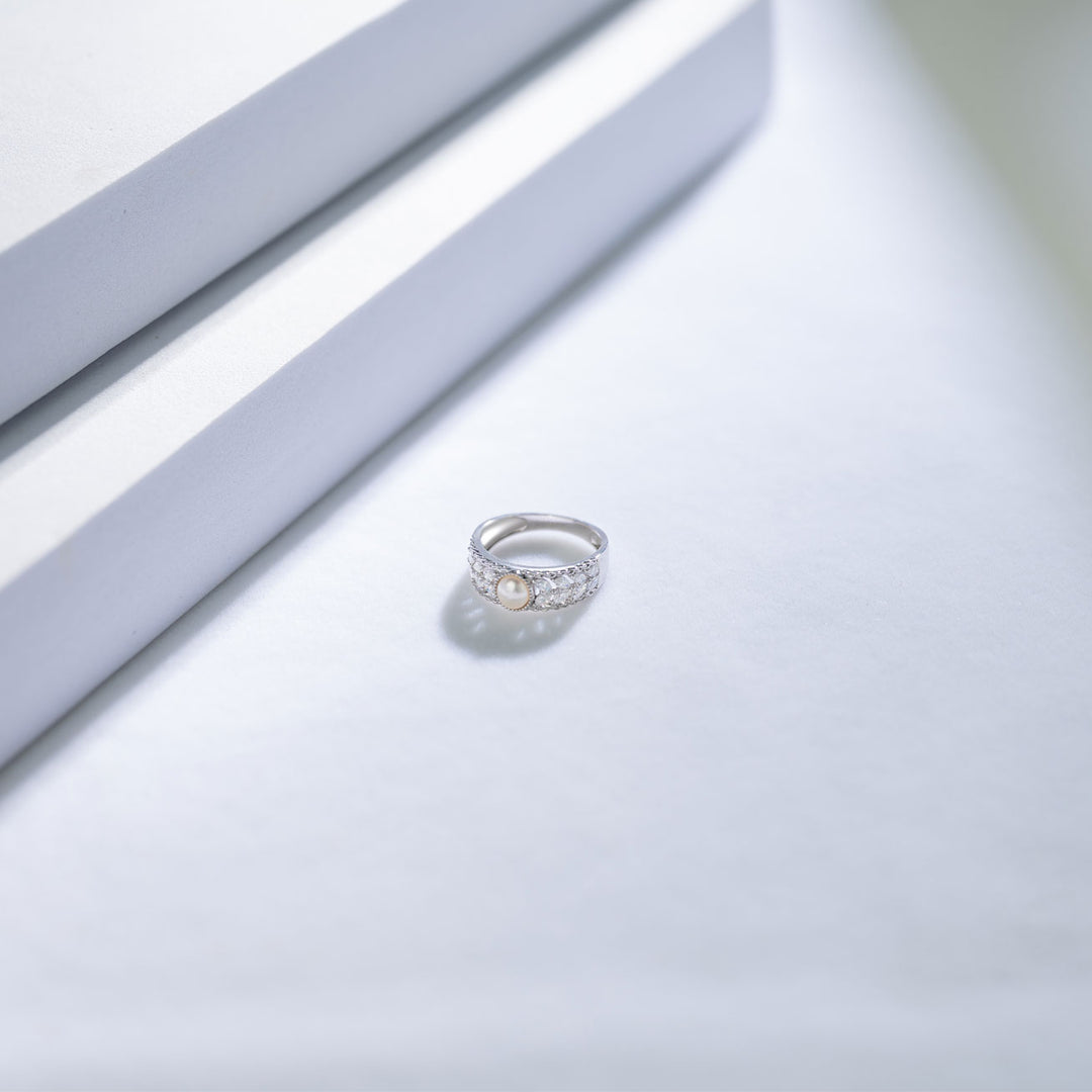 18K South Sea White Pearl Ring KR00064 - PEARLY LUSTRE