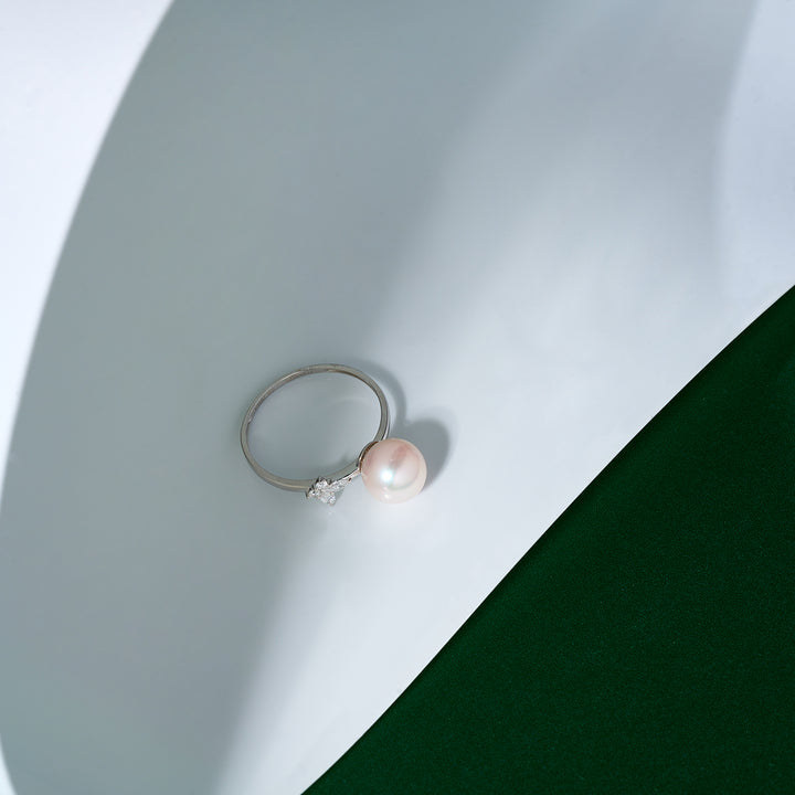 18K Solid Gold Diamond Akoya Hanadama Pearl Ring KR00115 - PEARLY LUSTRE