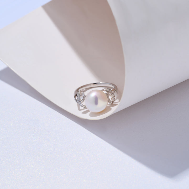 18K Diamond Akoya Pearl Ring KR00126 | LOVE - PEARLY LUSTRE