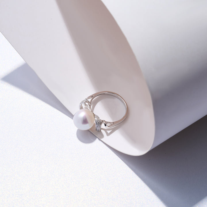 18K Diamond Akoya Pearl Ring KR00126 | LOVE - PEARLY LUSTRE