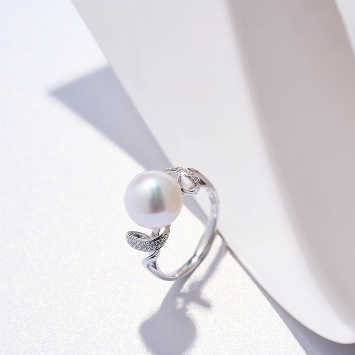 18K Diamond Akoya Pearl Ring KR00126 | LOVE - PEARLY LUSTRE