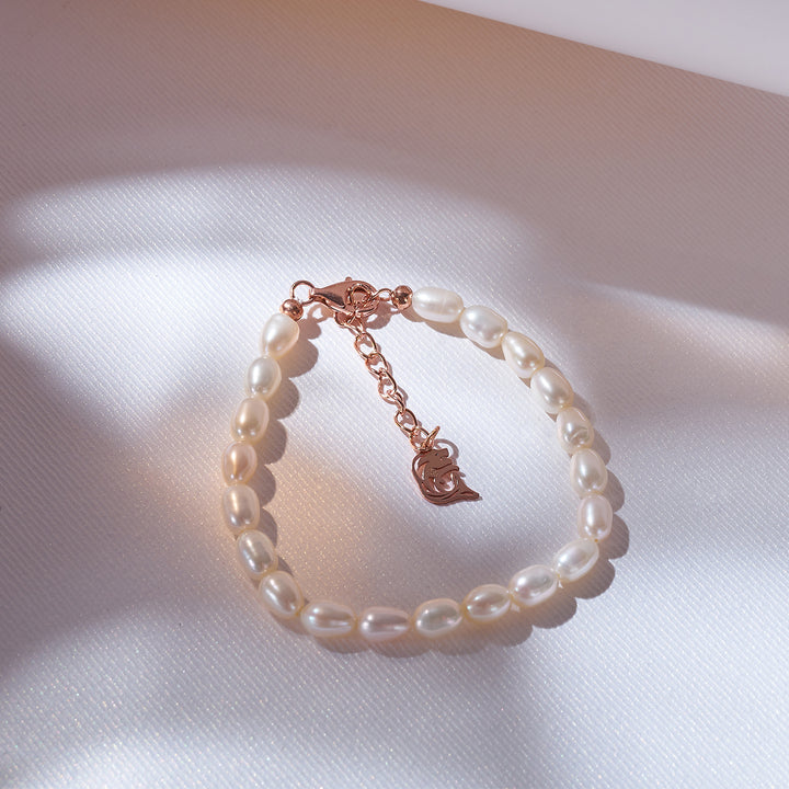 New Yorker Freshwater Pearl Bracelet WB00155 - PEARLY LUSTRE