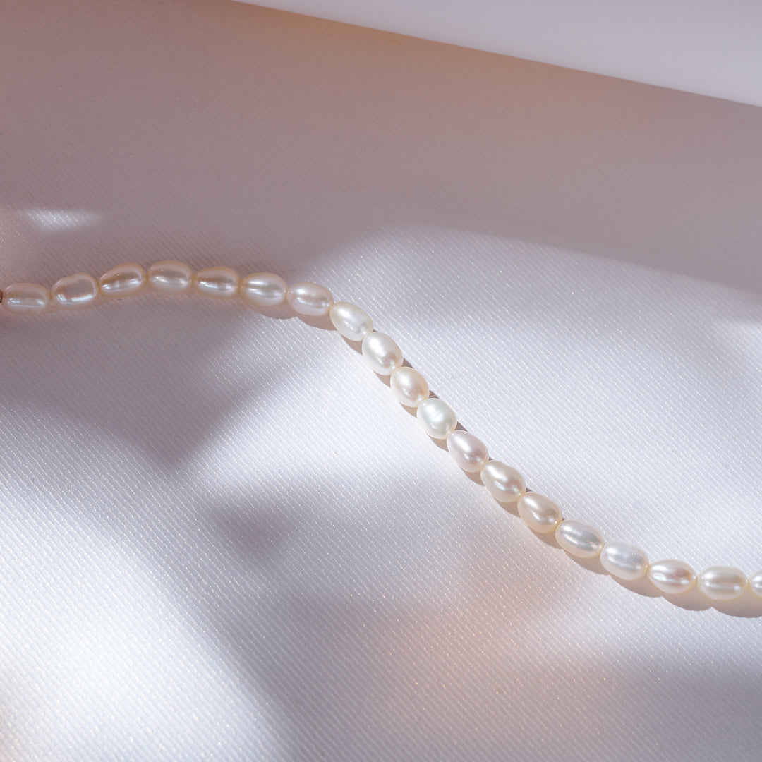 New Yorker Freshwater Pearl Bracelet WB00155 - PEARLY LUSTRE