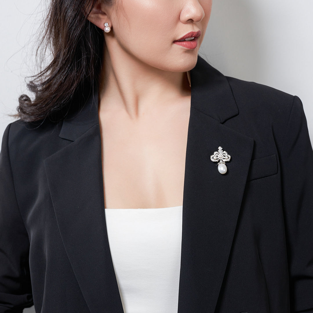 Clip-On Freshwater Pearl Earrings WE00608 - PEARLY LUSTRE