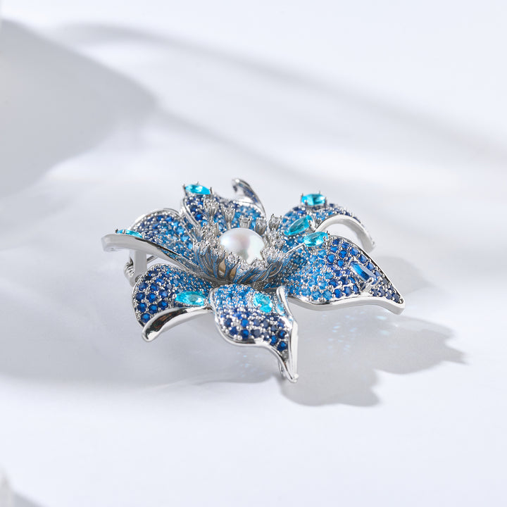 Elegant Freshwater Pearl Brooch WC00072 - PEARLY LUSTRE