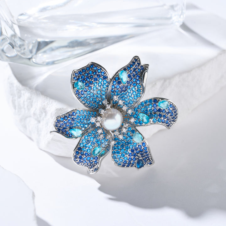 Elegant Freshwater Pearl Brooch WC00072 - PEARLY LUSTRE