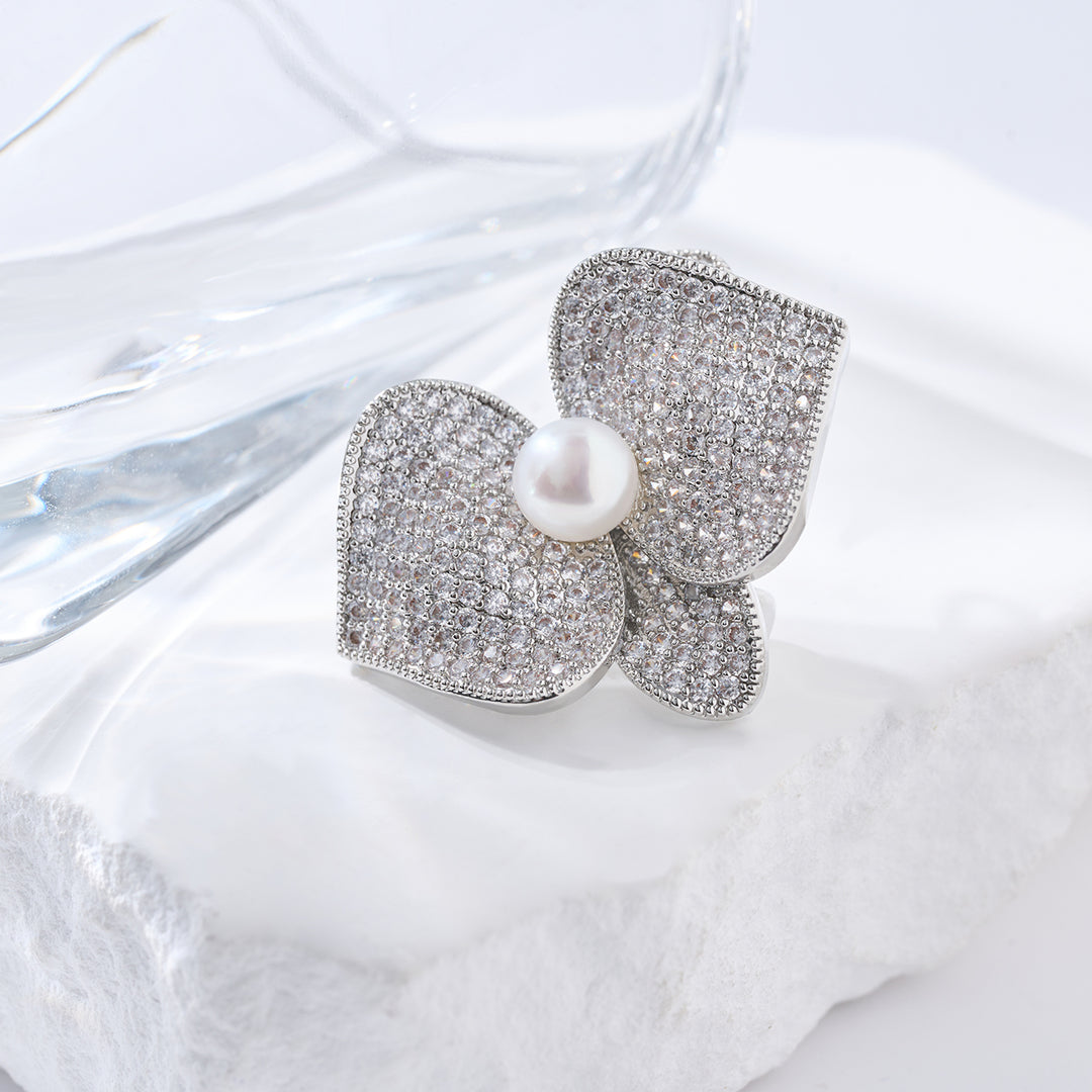 Elegant Freshwater Pearl Brooch WC00073 | ORCHID - PEARLY LUSTRE