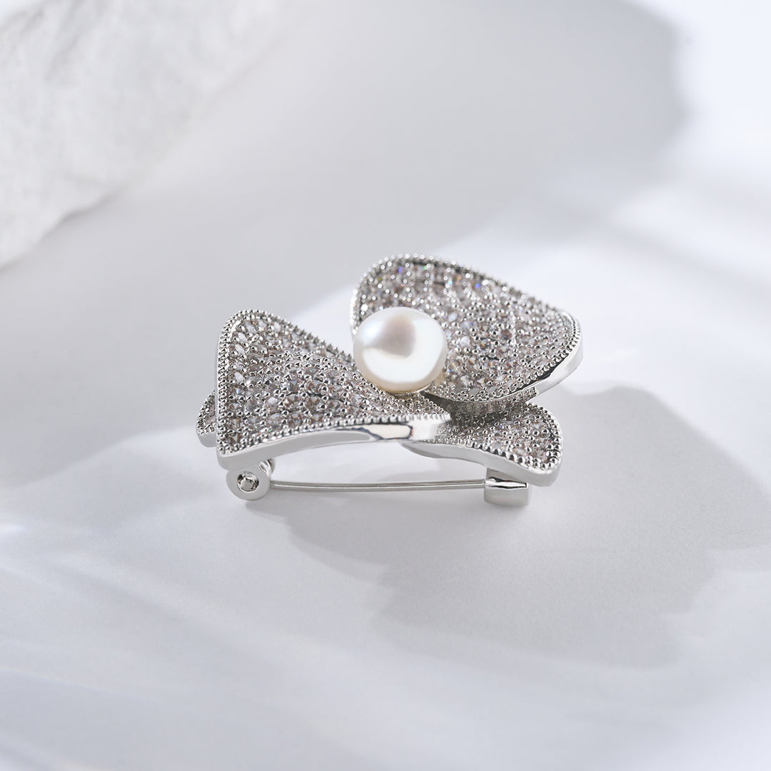 Elegant Freshwater Pearl Brooch WC00073 | ORCHID - PEARLY LUSTRE
