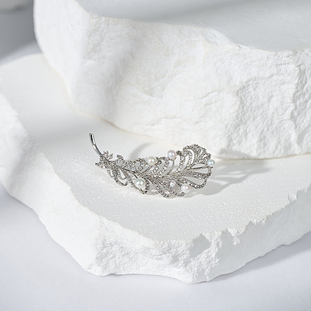 Top Grade Freshwater Pearl Brooch WC00077| FEATHER - PEARLY LUSTRE
