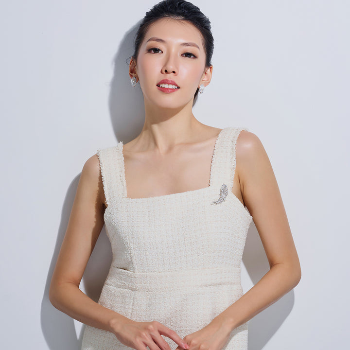 Top Grade Freshwater Pearl Brooch WC00077| FEATHER - PEARLY LUSTRE