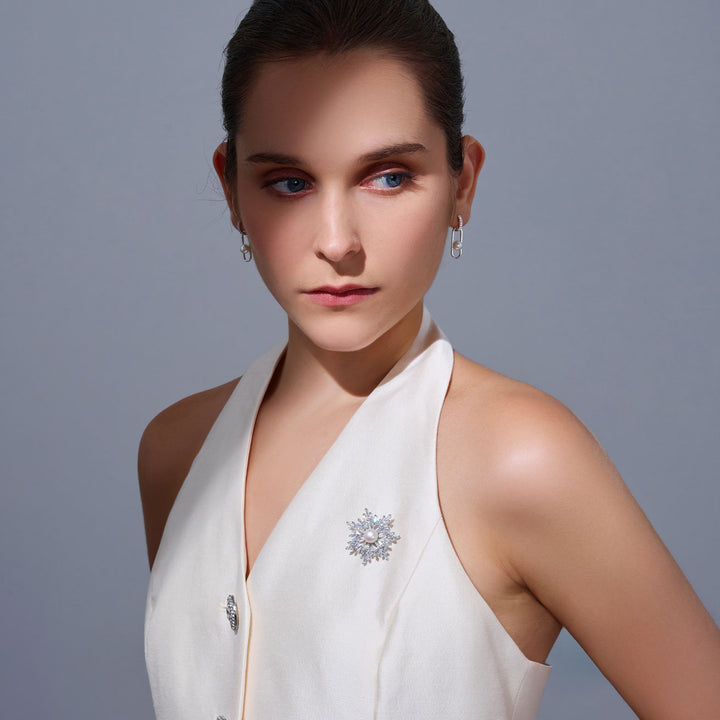 Elegant Freshwater Pearl Brooch WC00091 - PEARLY LUSTRE