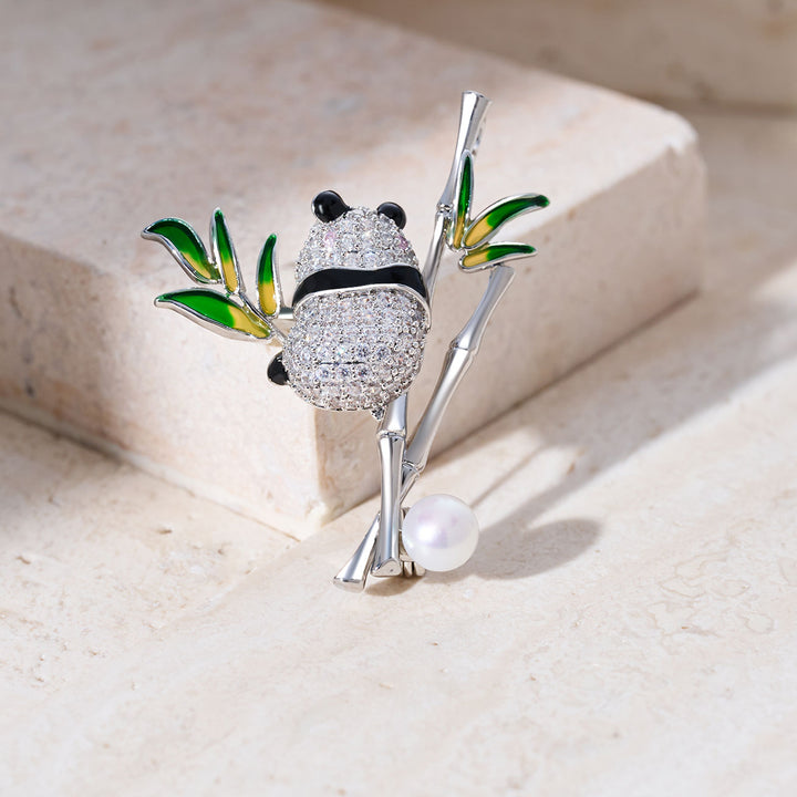 Top Grade Freshwater Pearl Brooch WC00098 | PANDA - PEARLY LUSTRE