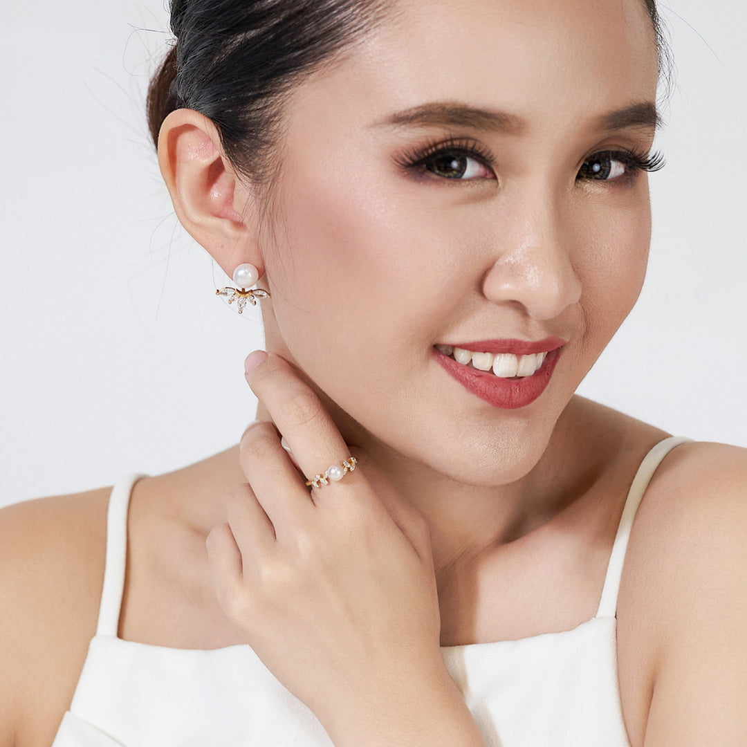 Elegant Freshwater Pearl Ring WR00204 - PEARLY LUSTRE