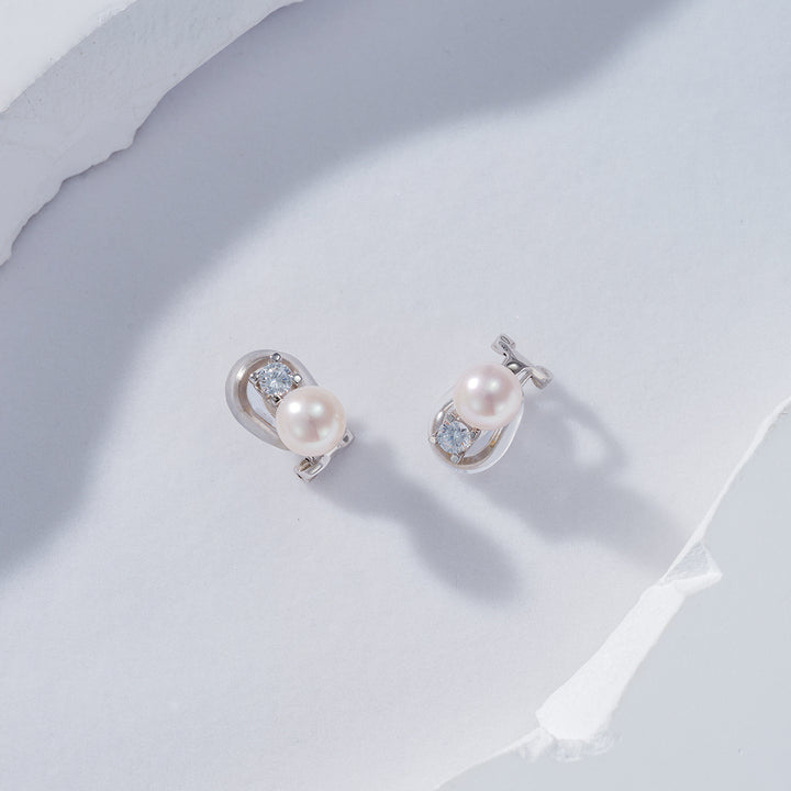 Clip-On Freshwater Pearl Earrings WE00608 - PEARLY LUSTRE