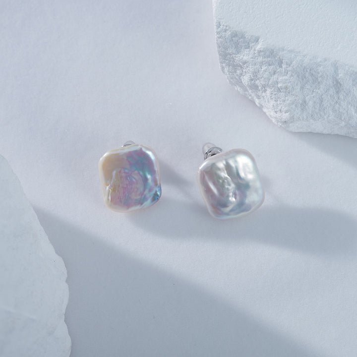 Baroque Pearl Stud Earrings WE00641 - PEARLY LUSTRE