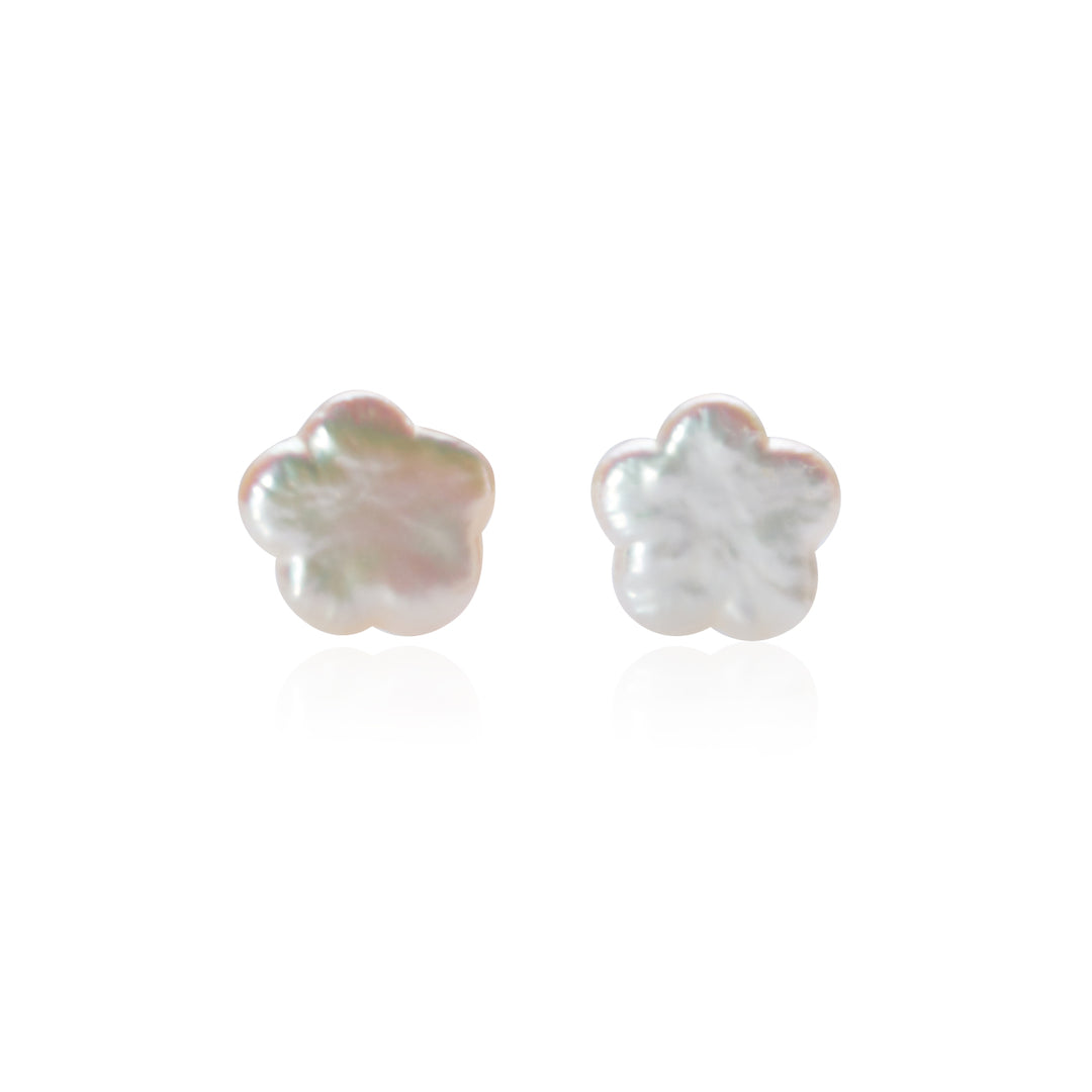 Freshwater Baroque Pearl Stud Earrings WE00813 | CLOUD - PEARLY LUSTRE