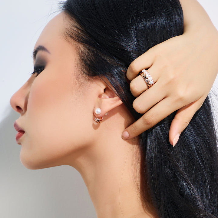 Top Lustre Freshwater Pearl Earrings WE00815 | SAFARI - PEARLY LUSTRE