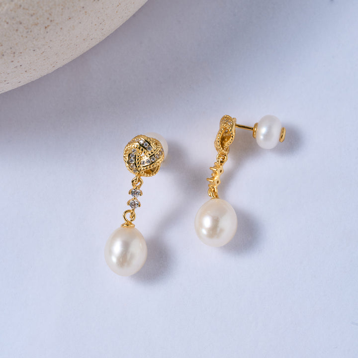 Asian Civilisations Museum Elegant Freshwater Pearl Earrings WE00845 | ACM Collection - PEARLY LUSTRE