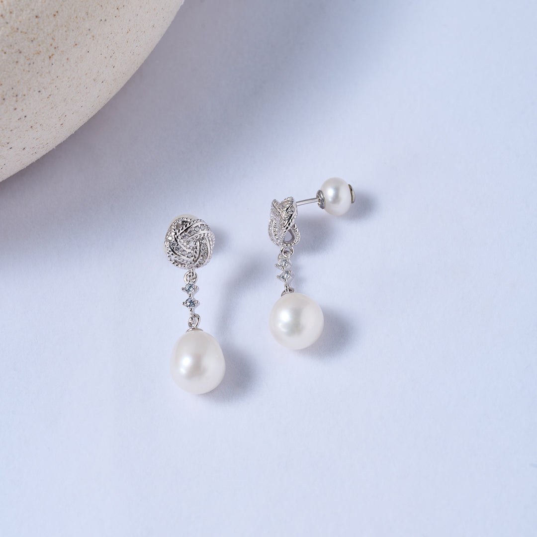 Asian Civilisations Museum Elegant Freshwater Pearl Earrings WE00846 | ACM Collection - PEARLY LUSTRE