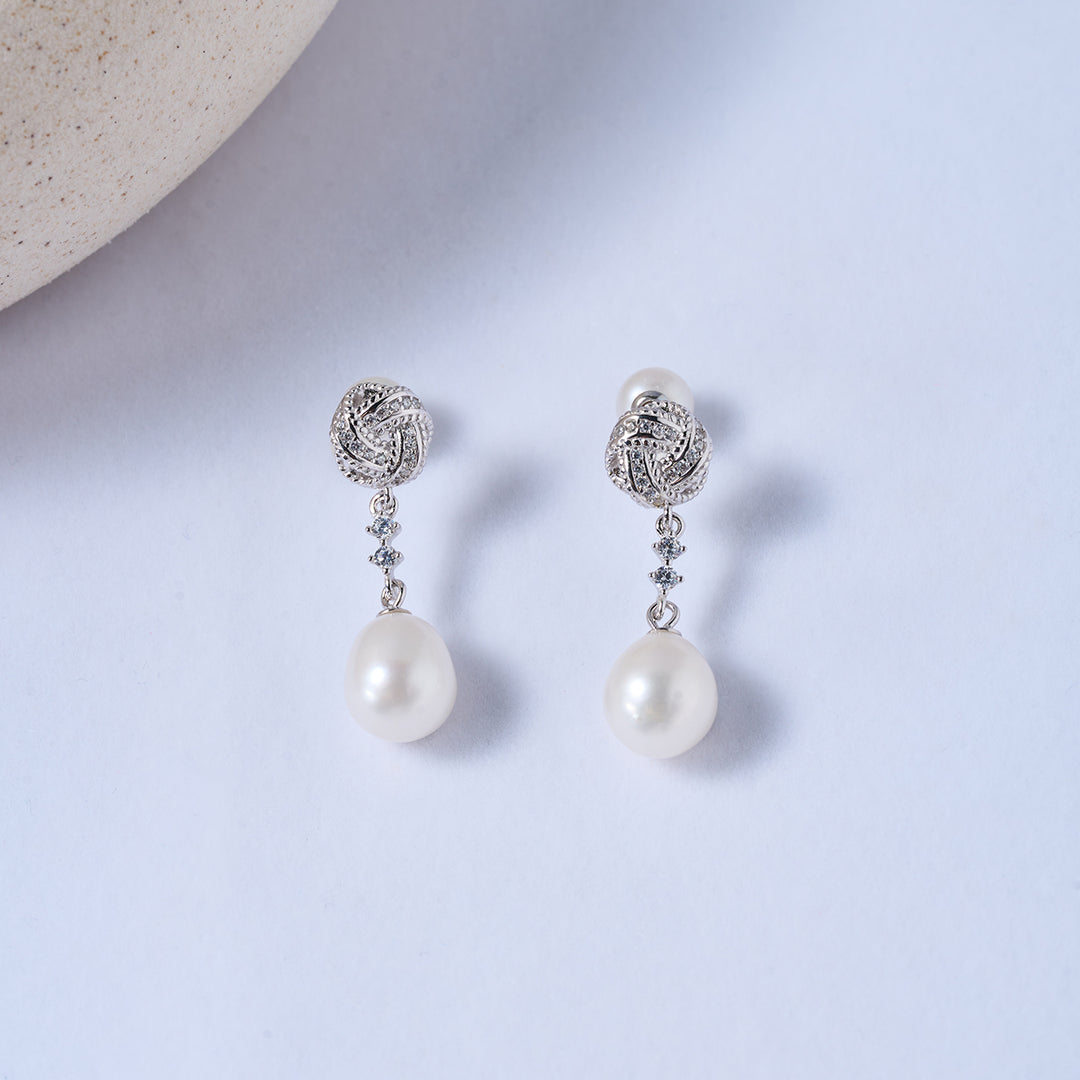 Asian Civilisations Museum Elegant Freshwater Pearl Earrings WE00846 | ACM Collection - PEARLY LUSTRE