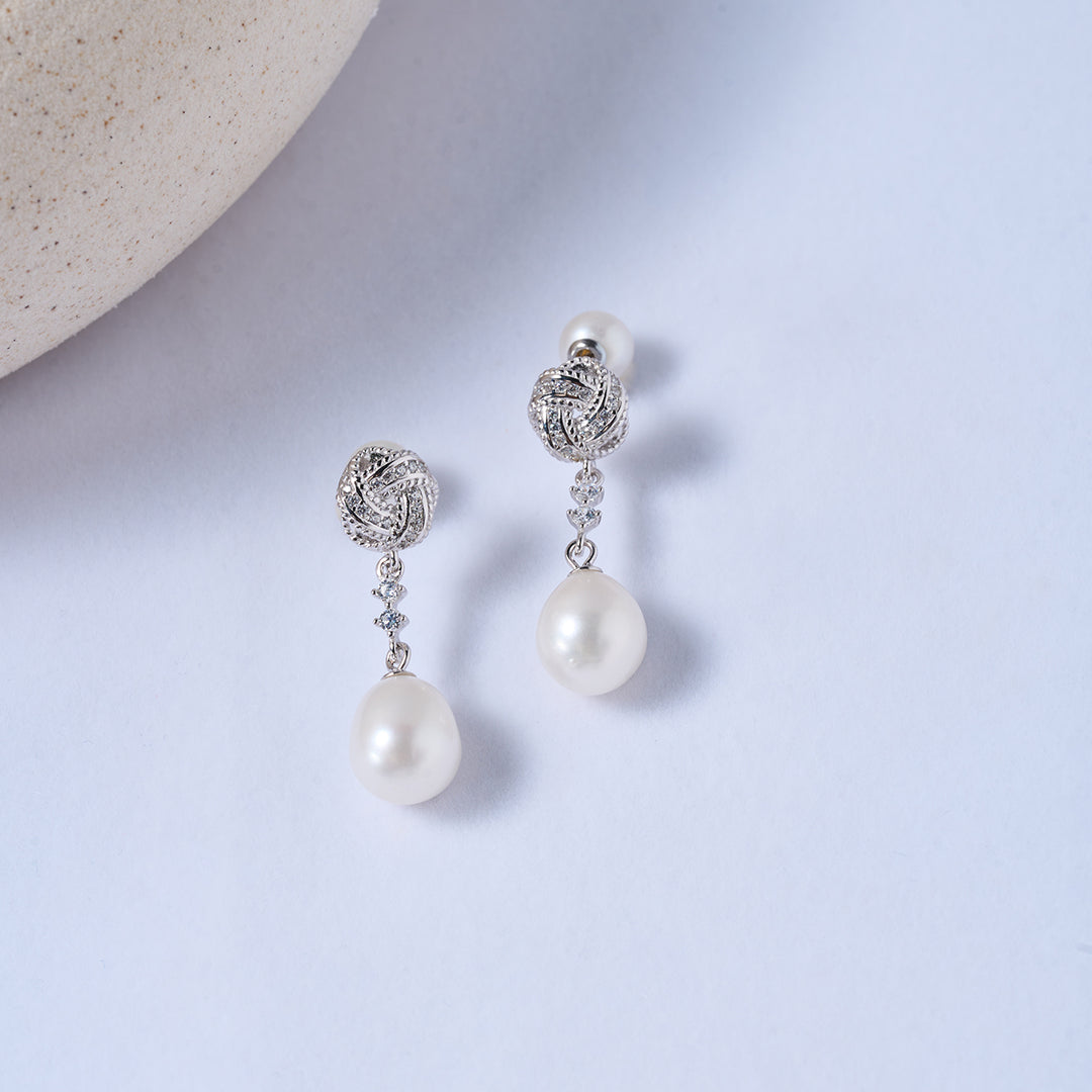 Asian Civilisations Museum Elegant Freshwater Pearl Earrings WE00846 | ACM Collection - PEARLY LUSTRE