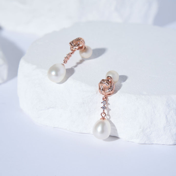 Asian Civilisations Museum Elegant Freshwater Pearl Earrings WE00878 | ACM Collection - PEARLY LUSTRE