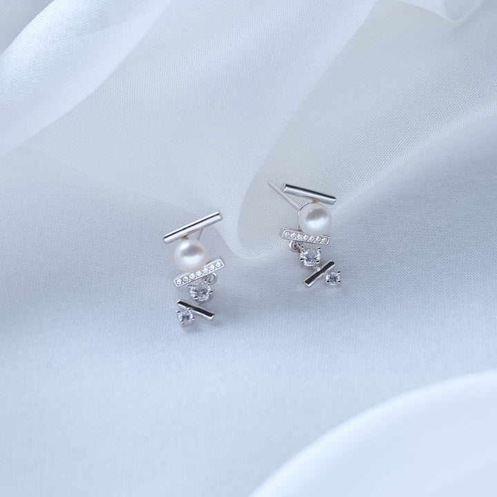 Top Grade Freshwater Pearl Earring WE00889 | MARINA BAY - PEARLY LUSTRE