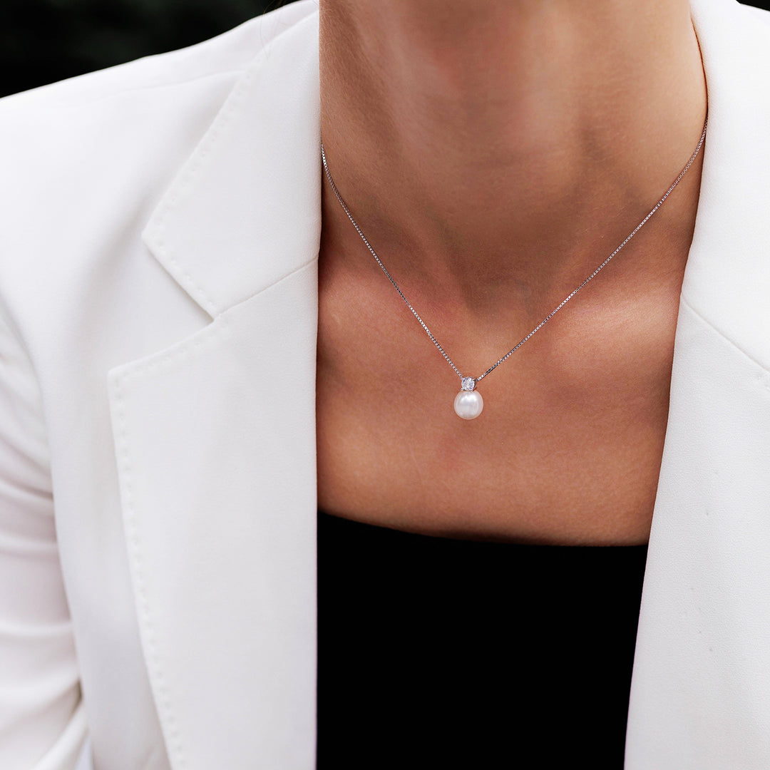 Elegant Freshwater Round Pearl Necklace WN00268 - PEARLY LUSTRE