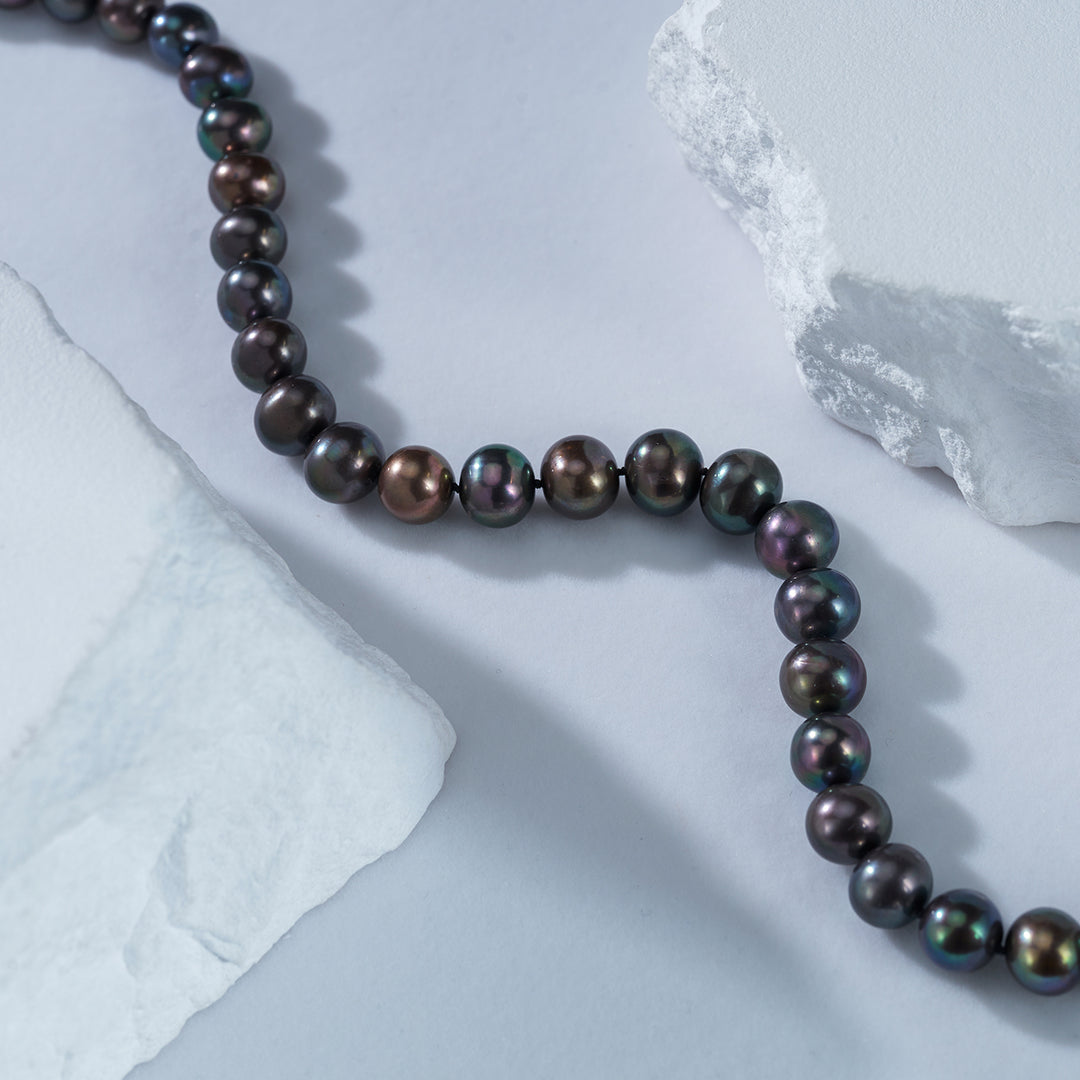 Brilliant Freshwater Black Pearl Necklace WN00546 - PEARLY LUSTRE