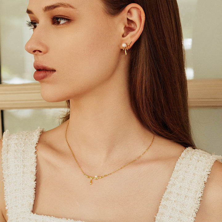 Freshwater Pearl Earrings WE00528 | FLUID - PEARLY LUSTRE
